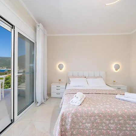 Melina's Апартаменты *